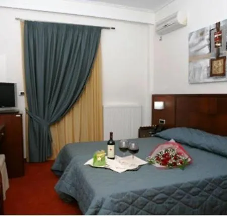 Omiros Luxury Hotel 3*